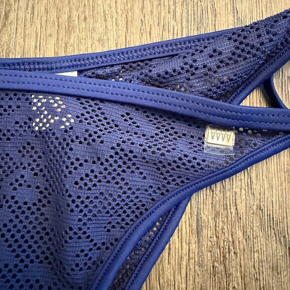 Wicked Weasel Blue Mesh Micro Bikini Set – Crop Top (S) + Scrunch Bottom (M) - Picture 5 of 7